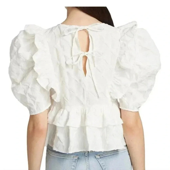 Moon River Sleeve Puff sleeve Blouse - Picture 2 of 6